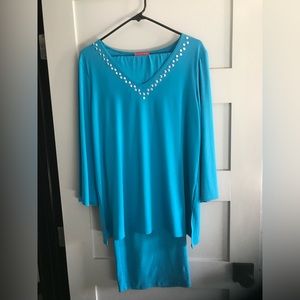 Studded Teal Two-Piece Pant Suit, Never Worn, Size L.